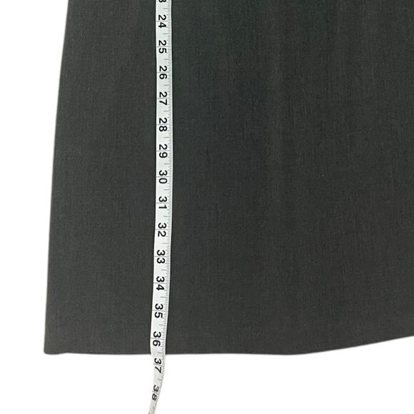 SOHO Apparel Black Sleeveless Ruffle Neck Knee Length Dress Womens Size 10P - Picture 8 of 9